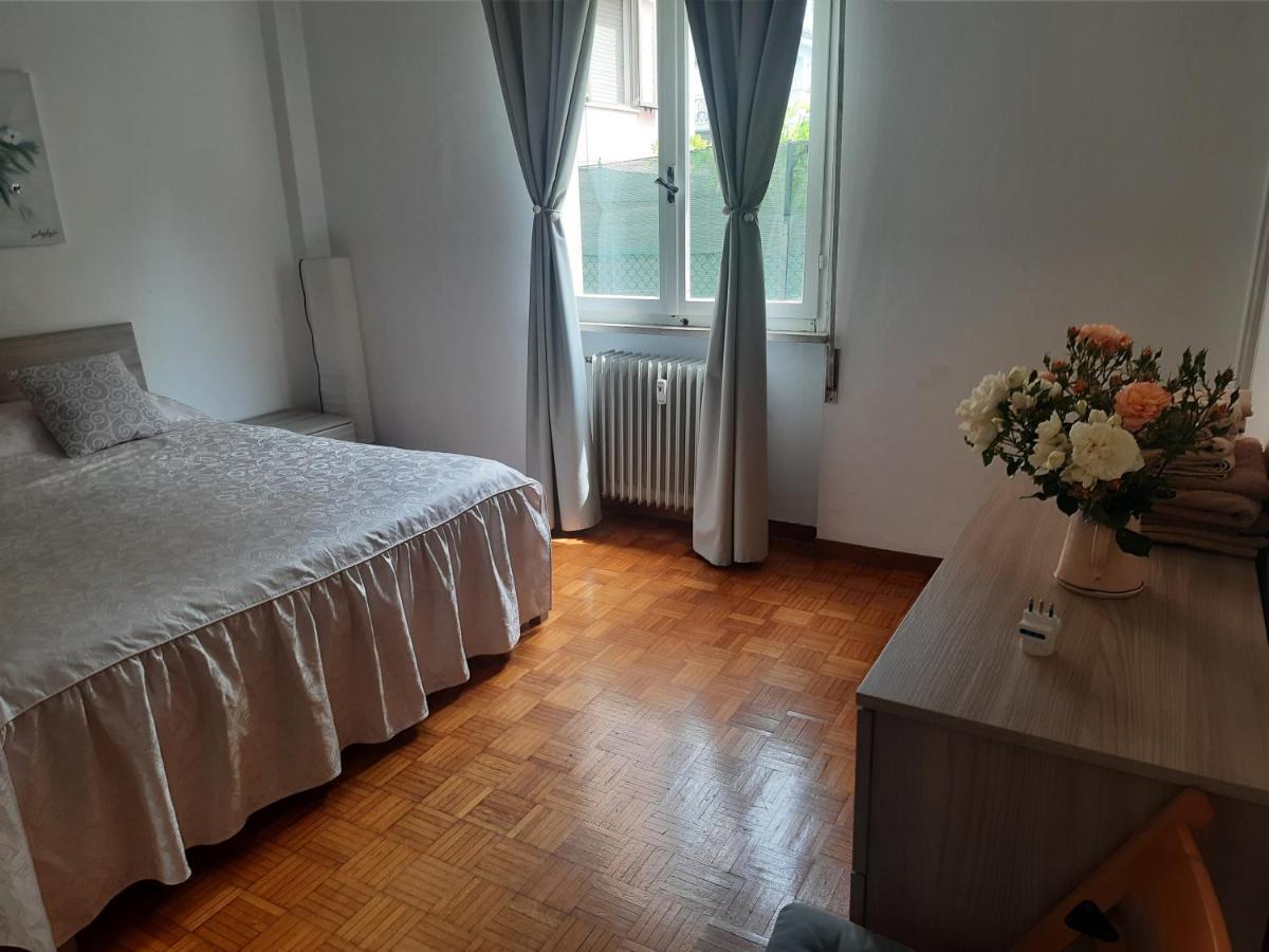 Vesna Apartment Desenzano del Garda Bagian luar foto